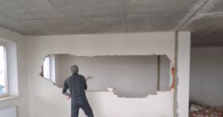 Демонтаж стен Дзержинский, цена от 2941 руб.