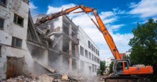Промышленный демонтаж зданий Дзержинский, цена от 2941 руб.